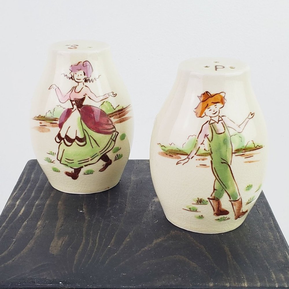 Vintage Relco Japan Dancing Farmers Salt & Pepper Shakers